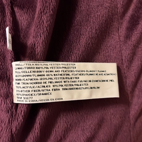 St. John’s Bay puff hooded jacket size medium NWT - Picture 10 of 14